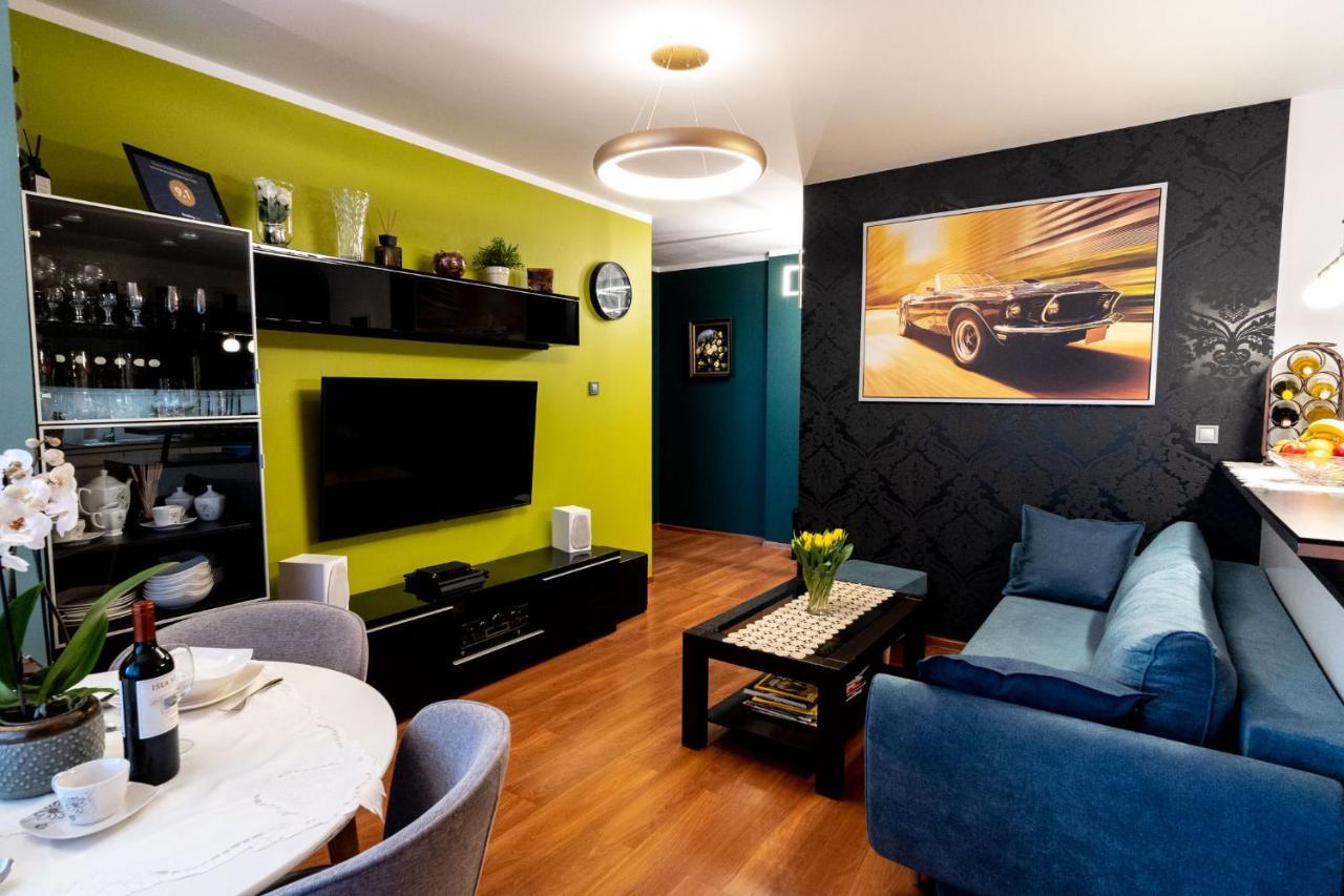 Torre Verona Apartment - 70M2, Terrace, Garage คราคูฟ ภายนอก รูปภาพ