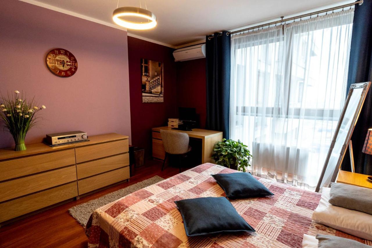 Torre Verona Apartment - 70M2, Terrace, Garage คราคูฟ ภายนอก รูปภาพ