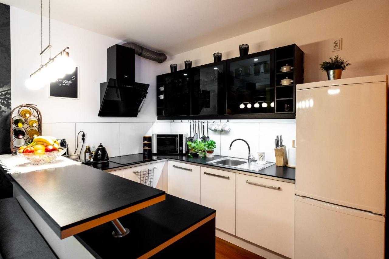 Torre Verona Apartment - 70M2, Terrace, Garage คราคูฟ ภายนอก รูปภาพ