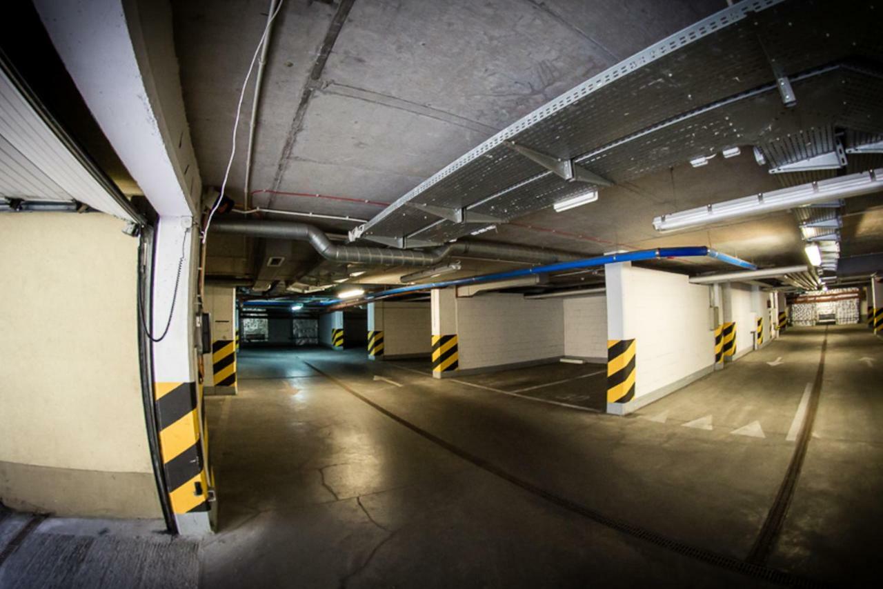 Torre Verona Apartment - 70M2, Terrace, Garage คราคูฟ ภายนอก รูปภาพ